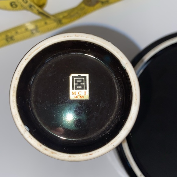 VINTAGE Japanese Black Porcelain Trinket Box with Saki Vase SET - Picture 11 of 12